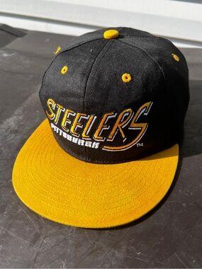 CLEAN Vintage Pittsburgh Steelers NFL Youth Snapback Hat Yellow